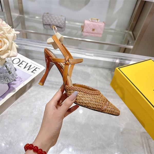 2025112818418871 260